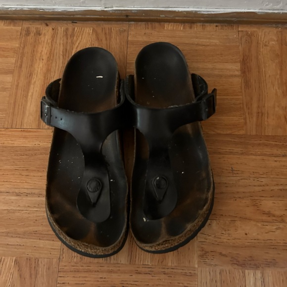 Birkenstock Gizeh Patent Thong Comfort Sandal - Picture 2 of 6